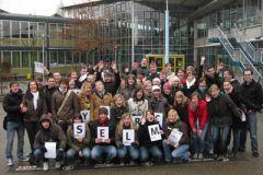 Foto zum Artikel: Der Abschlussjahrgang 2009 beim 1LIVE-Schulduell.